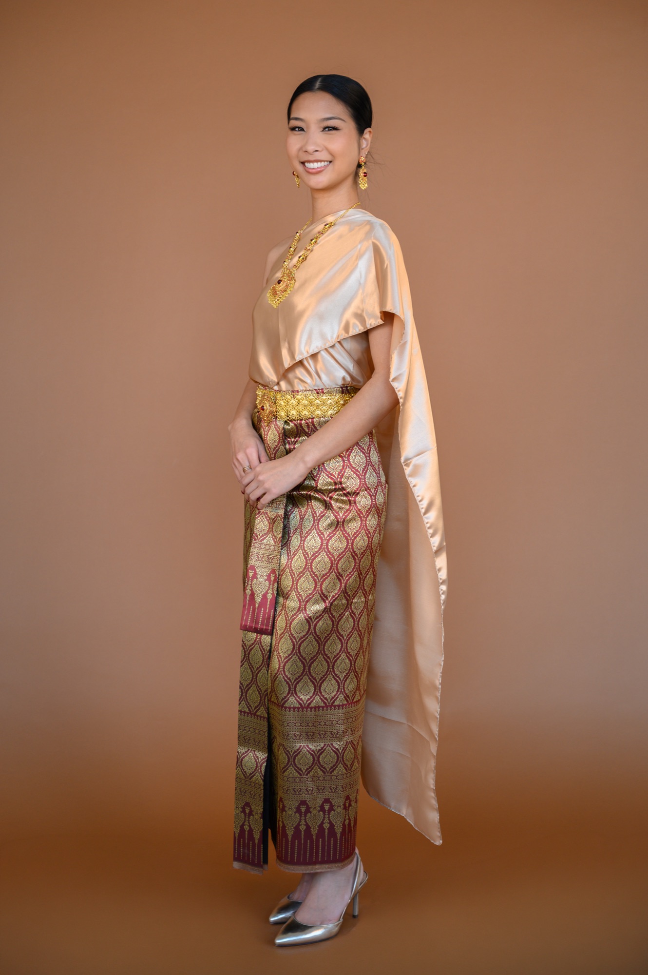 Portrait of Meena Saechao in Chut Thai Chakri